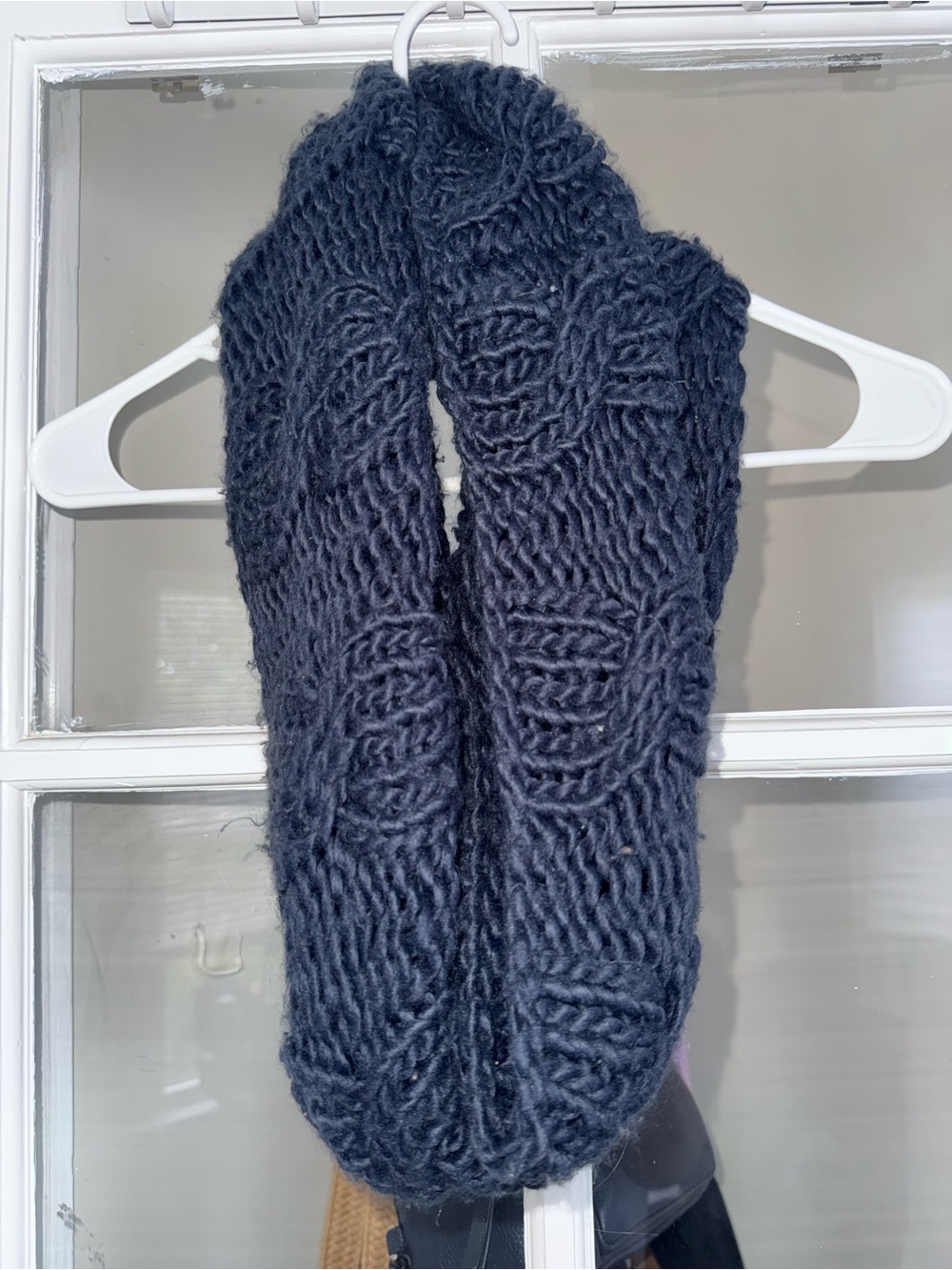 Aerie Women's Chunky Knit Infinity Scarf in Blue